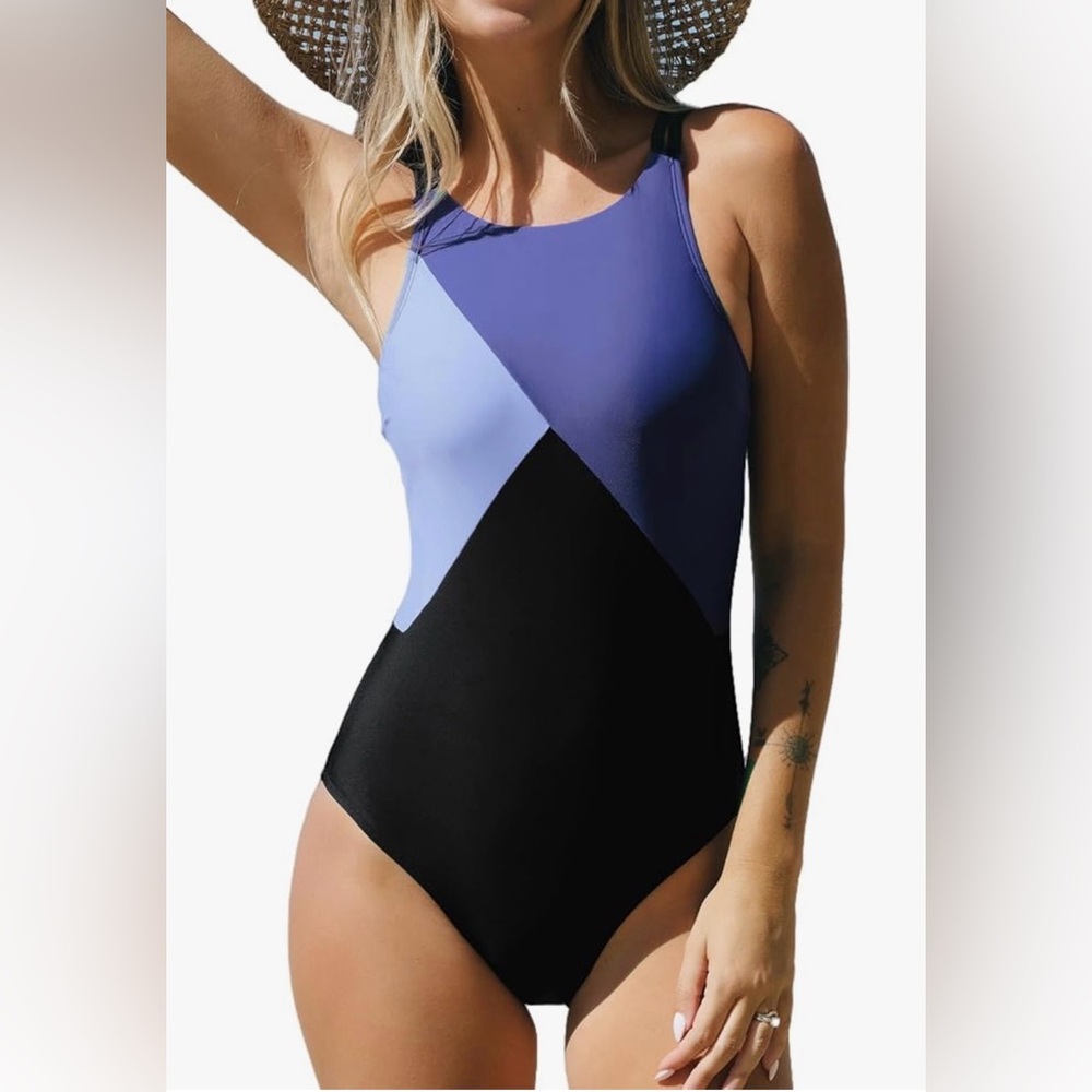 NWT Cupshe Color Block swimsuit, Sz Medium